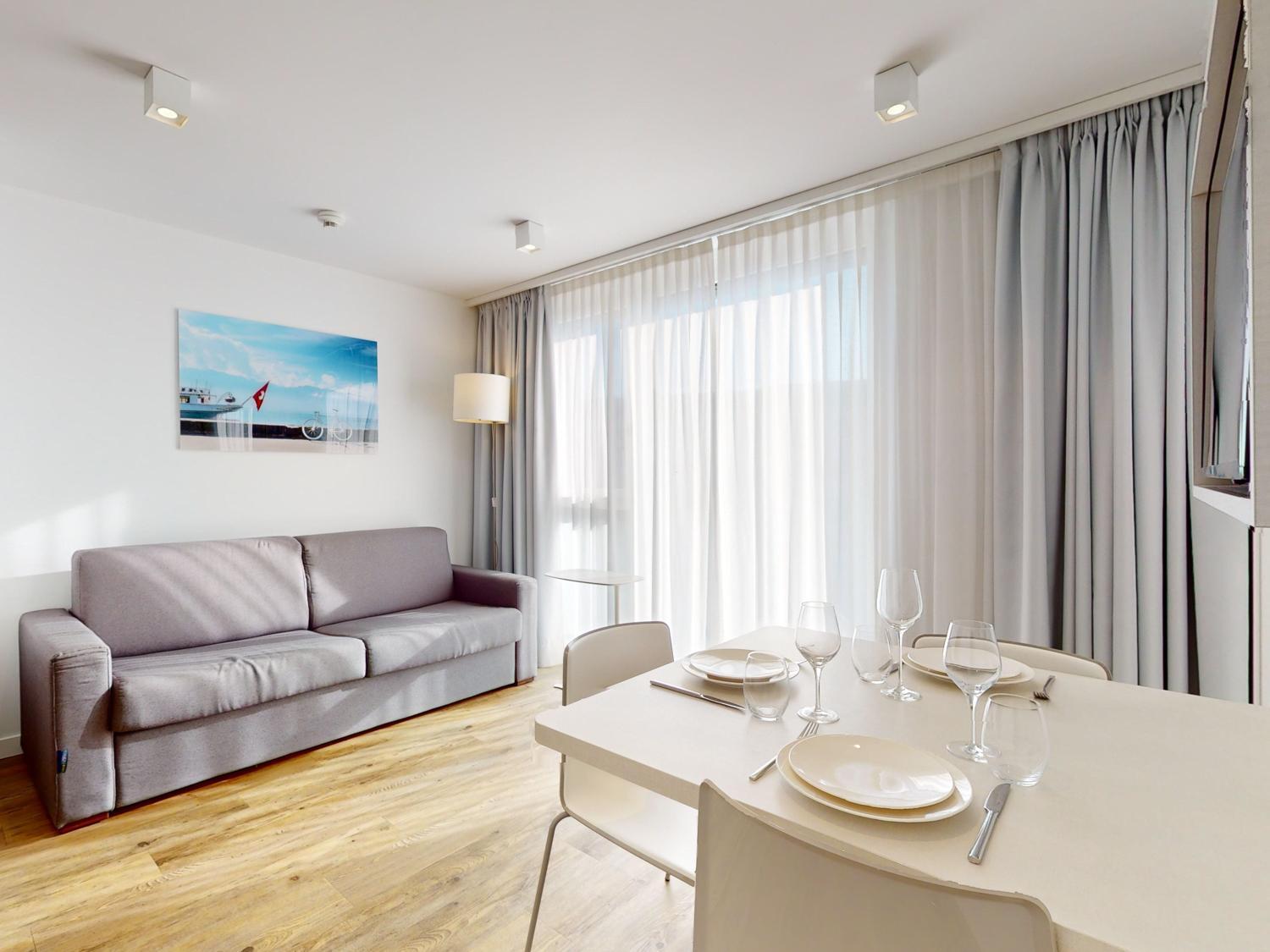 Nonanteneuf Appart Hotel Vevey - Contactless Check-In エクステリア 写真