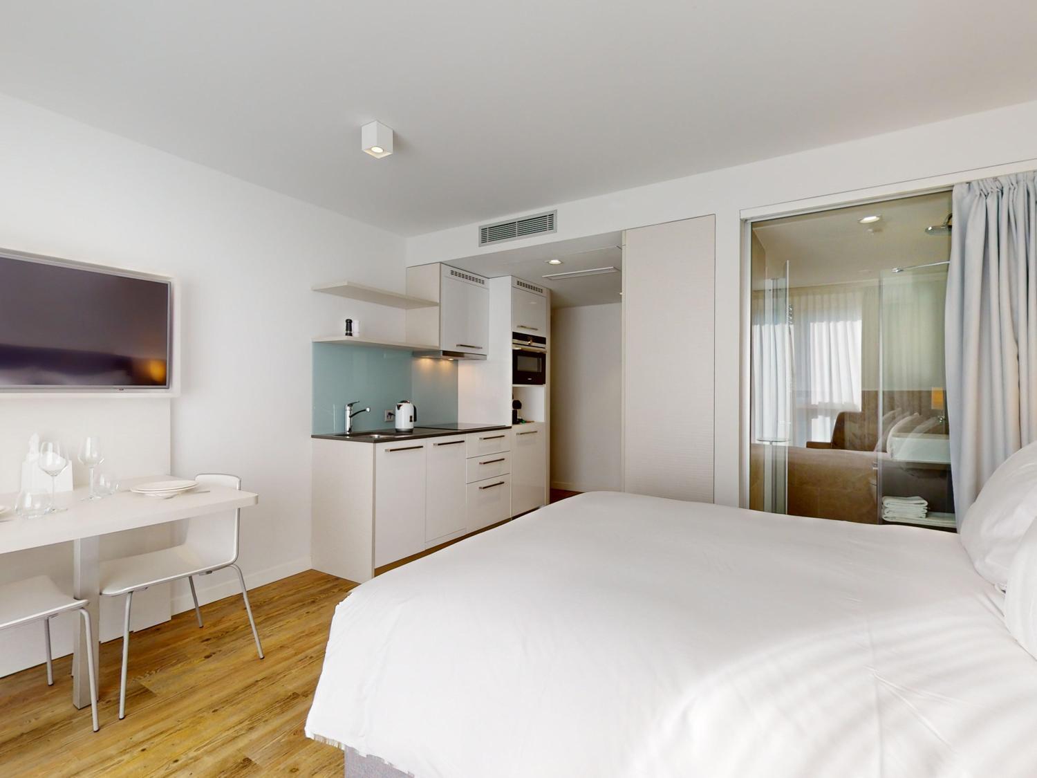 Nonanteneuf Appart Hotel Vevey - Contactless Check-In エクステリア 写真